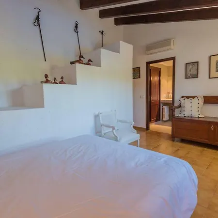 Cuixach - Stone Mallorcan In * Pollença