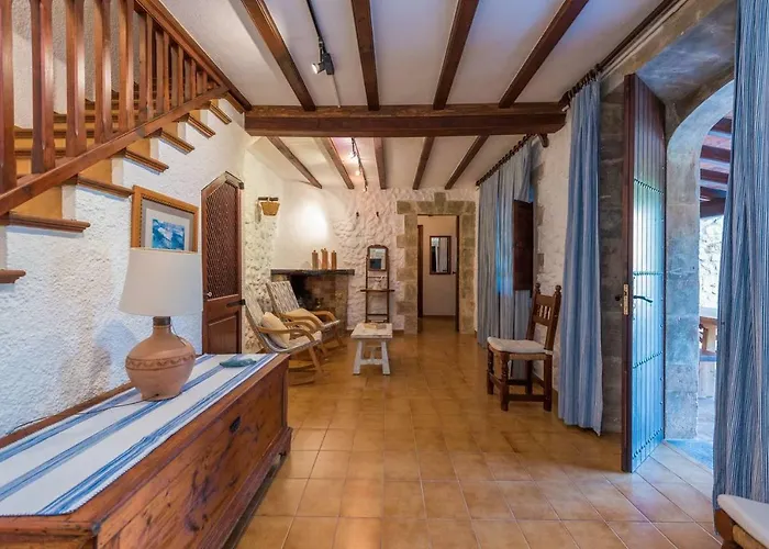 Cuixach - Stone Mallorcan In Pollensa